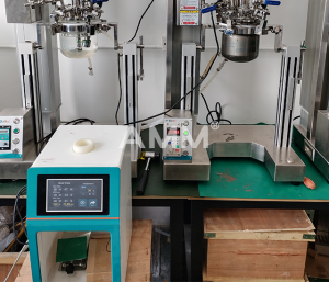 ULTRASONIC LAB VACUUM REACTOR